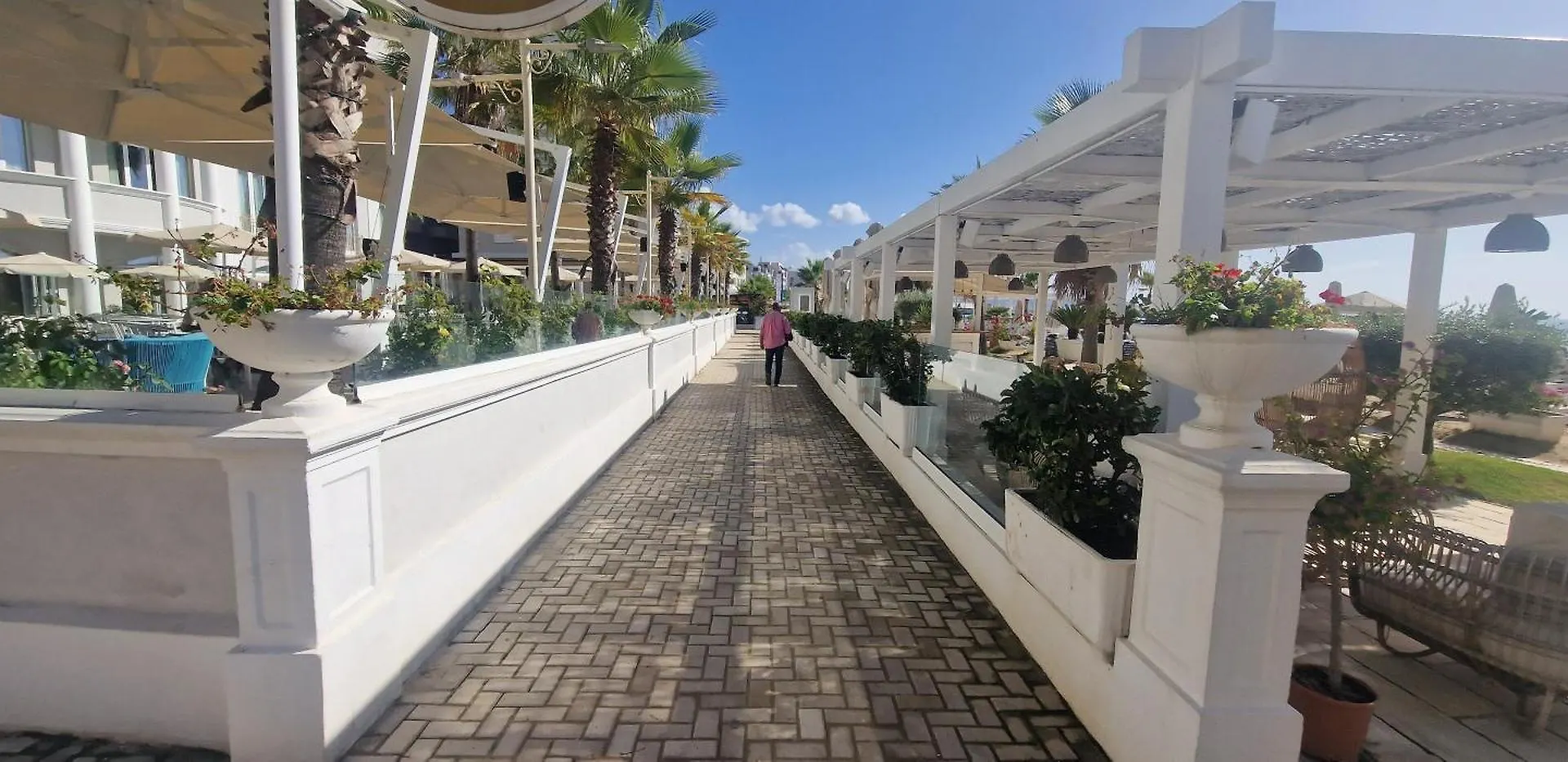 Spacious Studio And A Balcony 2 Min From The Beach Durres Apartment