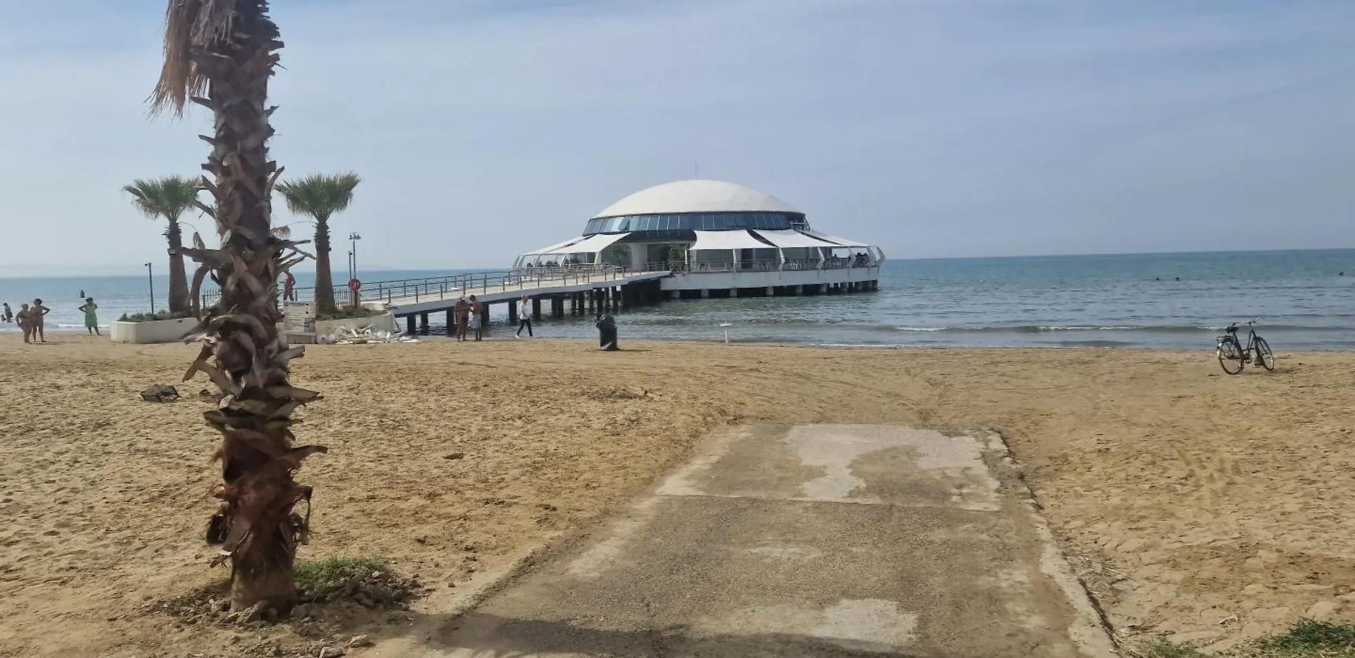 Apartment Spacious Studio And A Balcony 2 Min From The Beach Durres Albania